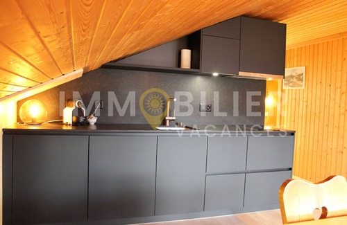 St. Luc Chalet De Esquí | Comfortable chalet for 10 people nestled in the beautiful Val d'Anniviers in St-Luc. This chalet, ba