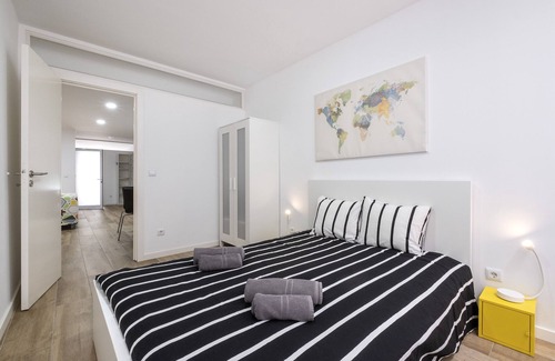 Ponta Delgada Apartamento | Confortable, City Central, Parking (In and Out)