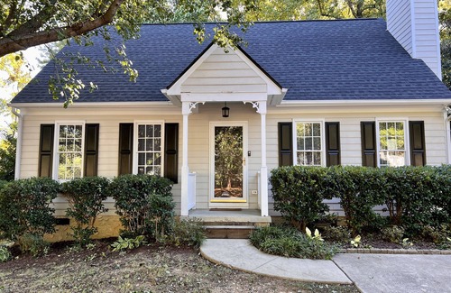 Apex Casa | Comfortable, Clean, and Convenient to Everything!