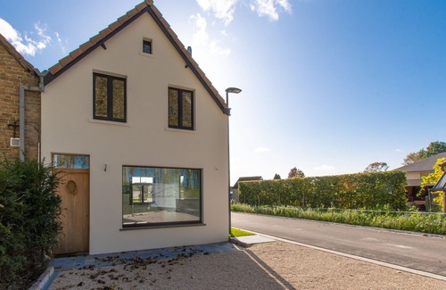 Moerkerke Casa | Comfortable, contemporary vacation home