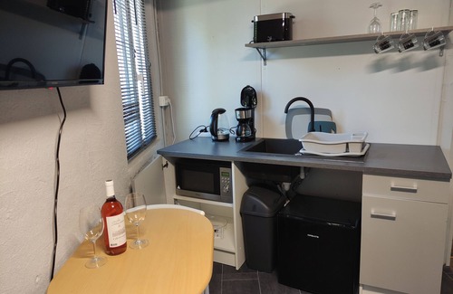 Pionsat Apartamento | Comfortable, cosy studio apartment