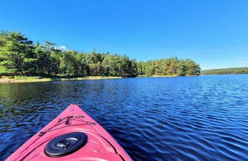 Landvetter Casa | Comfortable Cottage at Scenic Lake