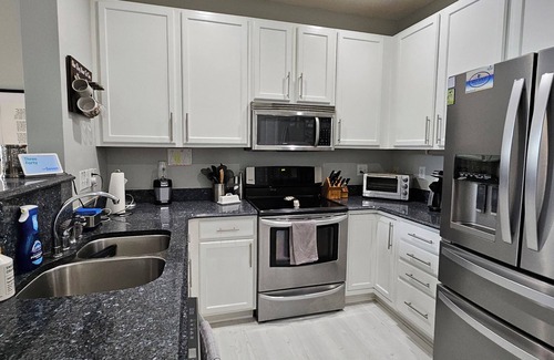 Winston - Salem Casa | Comfortable, covenient, quaint