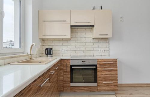 Krzyki Apartamento | Comfortable & Cozy Studio with Balcony - Klimasa by Noclegi Renters