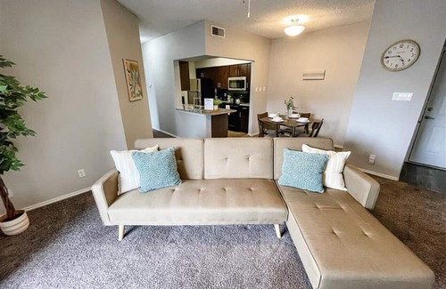 South Side Condominio | Comfortable Family Stay with Pool, Near Beach