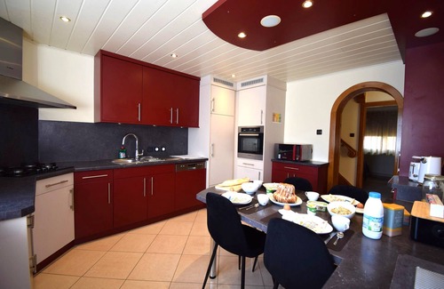 Grussenheim Casa | Comfortable family home with table soccer, outdoors, 30 minutes from Europa Park!
