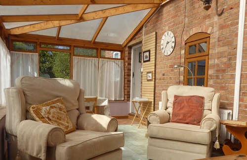Alderminster Casa | Rose Cottage, una cómoda casa de campo con Wifi cerca de Stratford on Avon