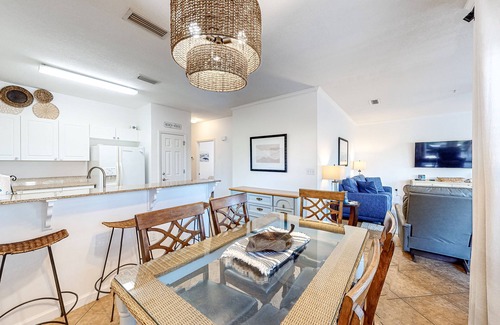Frangista Beach Condominio | Comfortable ground floor condo with pool & hot tub access, W/D, WiFi, and AC