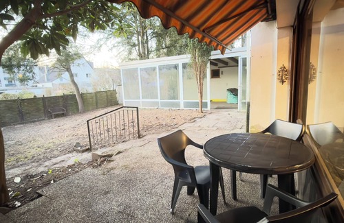 Leverkusen Apartamento | Comfortable group apartment in Leverkusen with garden & large kitchen