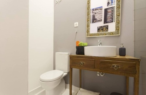 Mouraria Casa | COMFORTABLE HOLIDAYS ROOM NEAR LISBON CITY CENTER