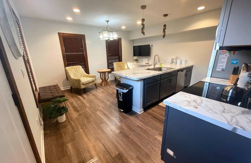 Cedar Rapids Casa | Casa recientemente renovada de 1880 en el corazón del histórico NewBo y cerca del centro de la ciudad