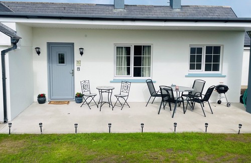 County Waterford Casa | Comfortable Home in Quiet Coastal Community - Newly renovated!