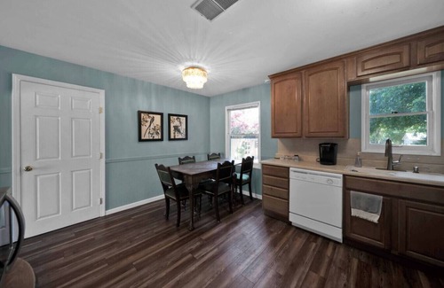 Redding Casa | Comfortable home near river access trail