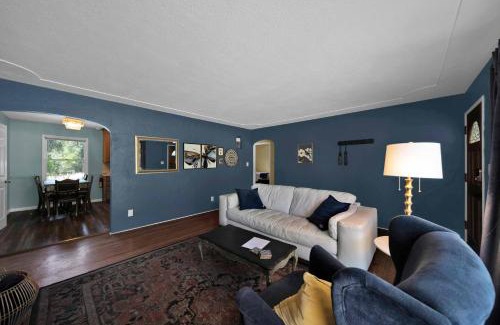 Redding Casa | Comfortable home near river access trail