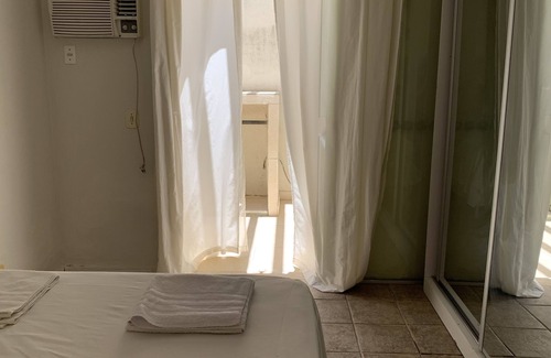 Niteroi Casa | Casa, 1 kilómetro de las playas, 5 habitaciones, piscina, barbacoa . BRL 800,00