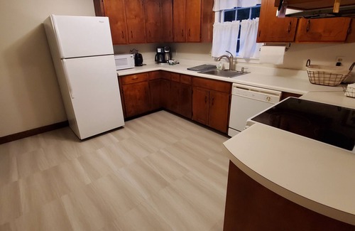 Syria Casa | Comfortable House Close To White Oak Canyon & Old Rag Trails