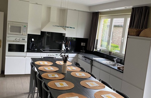 Voort Cabina | Comfortable house for 12 p in rustival neighborhoud