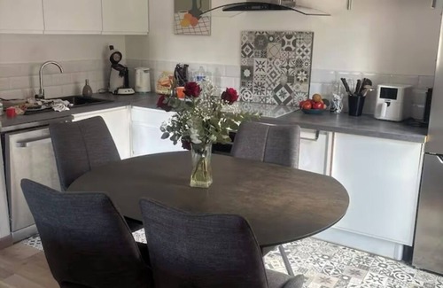 Valdampierre Casa | Comfortable house near Beauvais and airport with free parking