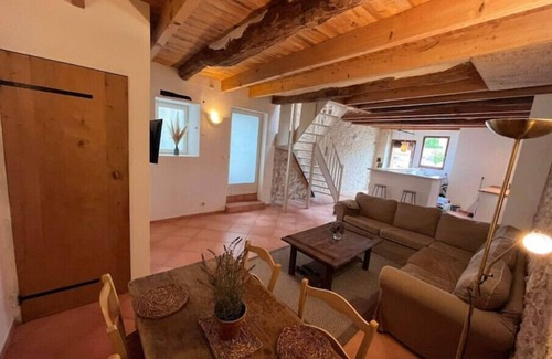 Vic-Fezensac Casa | Comfortable house in thriving town