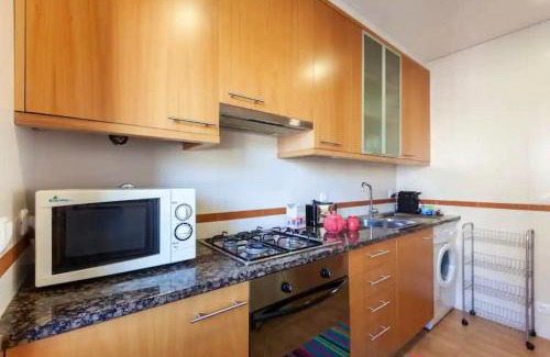 Caminha Casa | Comfortable House in Moledo with Sea View and Parking