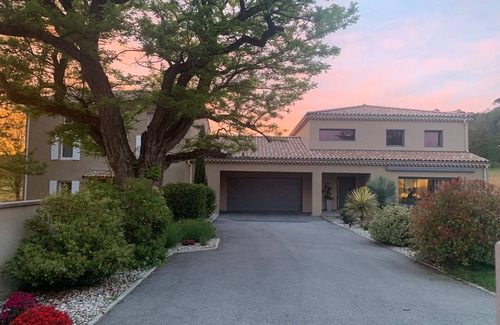 Montmeyran Villa | Comfortable house **** with swimming pool