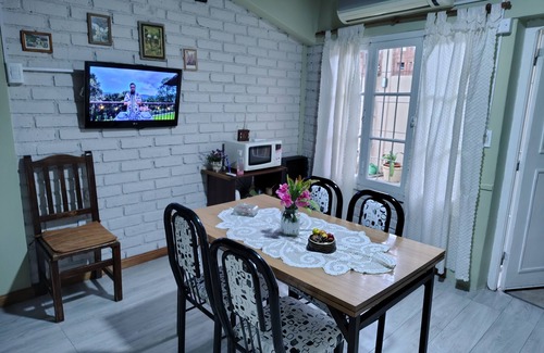 Las Heras Casa | 3-bedroom house, comfortable and well located, with WiFi, AC