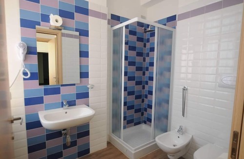 Isola del Bosco - Delle Corti Apartamento | Sesto San Giovanni: apartamento en una residenciaApartamento en una residencia