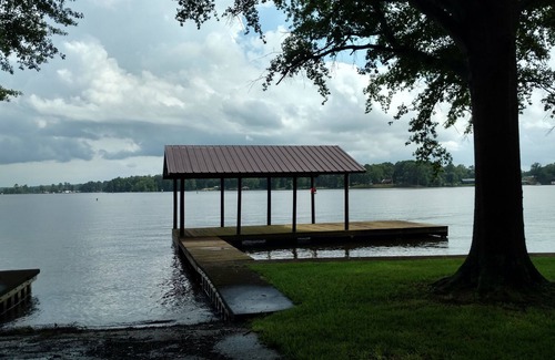 Homer Casa | Comfortable Lake House on Beautiful Lake Claiborne, swimming area, more!