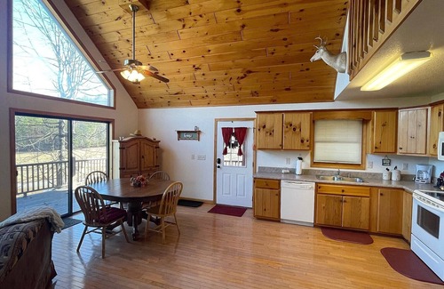 Unaka Chalet De Esquí | Comfortable mountain getaway with easy access