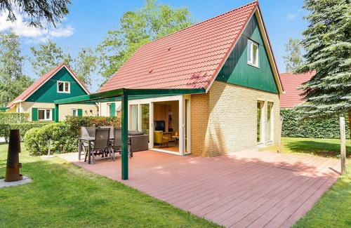 Diessen Cabaña | Comfortable bungalow for 4 people