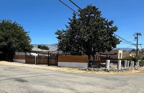 Wofford Heights Apartamento | Cozy Studio Getaway in Wofford Heights Near to Lake, River and Hiking trails!