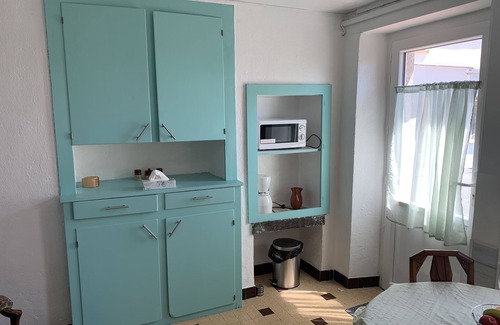 Trois-Fonds Apartamento | Comfortable Quaint Studio Apartment, in Rural Location