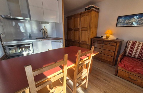 Val Claret Apartamento | Cómodo piso renovado cerca de pistas y comercios con Wifi en Tignes