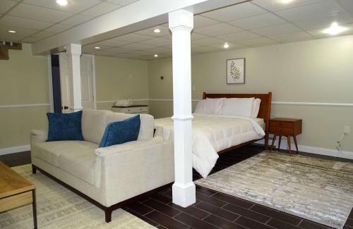 Framingham Apartamento | Comfortable Renovated 3 Bed Apartment