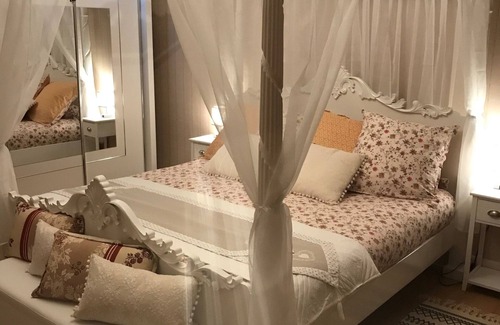 Loupiac Cama Y Desayuno | Comfortable room