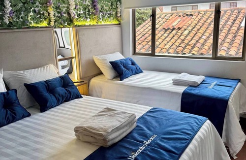 Usaquen Hotel | Comfortable room in Unicentro Rooms for 3 people