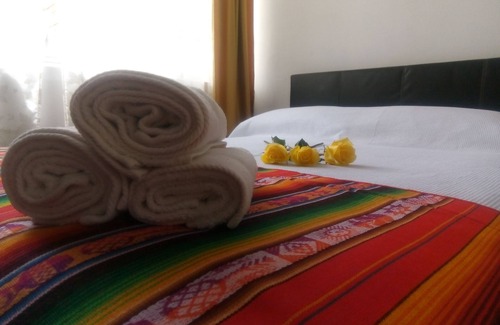 Miraflores Bajo Cama Y Desayuno | CONFORTABLES HABITACIONES CENTRO HISTORICO DE QUITO