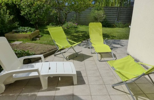 Sene Casa | Comfortable, spacious house in a quiet neighborhood.
