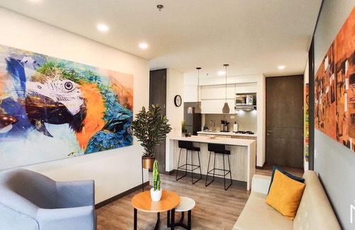 El Poblado Apartamento | Comfortable, Sparkling Clean Exclusive Suite.- Poblado Area-1AC