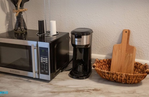 Price Apartamento | Comfortable Studio Apt | Pet Friendly