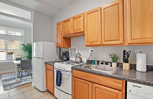 South Evanston Apartamento | Comfortable Studio Hideaway in Evanston