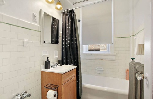 South Evanston Apartamento | Comfortable Studio Hideaway in Evanston