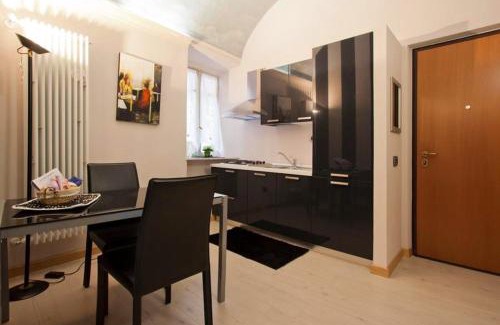 Piazza Apartamento | Comfortable studio in Piazza, 30 m², fireplace & balcony