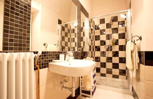 Piazza Apartamento | Comfortable studio in Piazza, 30 m², fireplace & balcony