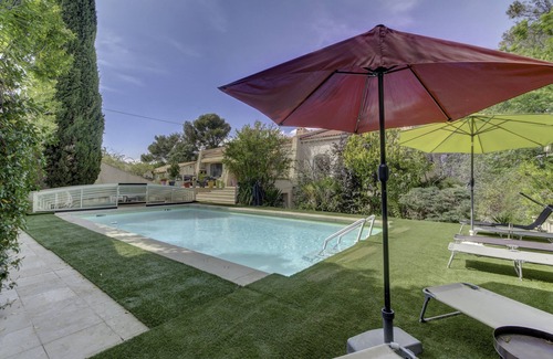 Aubagne Apartamento | Comfortable studio in villa with swimming pool