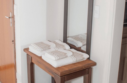 Jardim Andira Apartamento | Comfortable suite in the heart of Campos do Jordão.