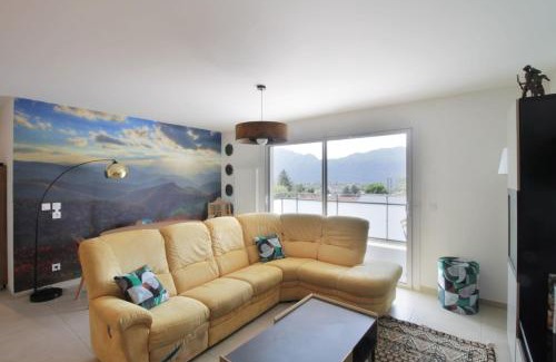 Aix-les-Bains Apartamento | Comfortable T3 with terrace and garage!