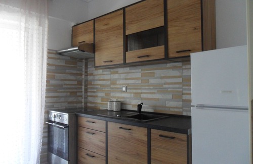 Thermi Apartamento | Comfortable Thermi apartment near SKG Airport