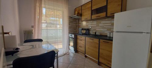Thermi Apartamento | Comfortable Thermi apartment near SKG Airport