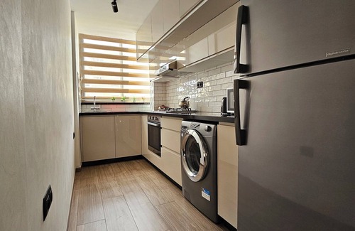 Cite Al Mohammadi Apartamento | Cómodo apartamento de tres habitaciones con estacionamiento
